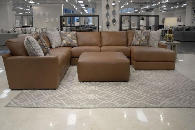 Jackson Furniture Minori RSF Chaise - Whiskey